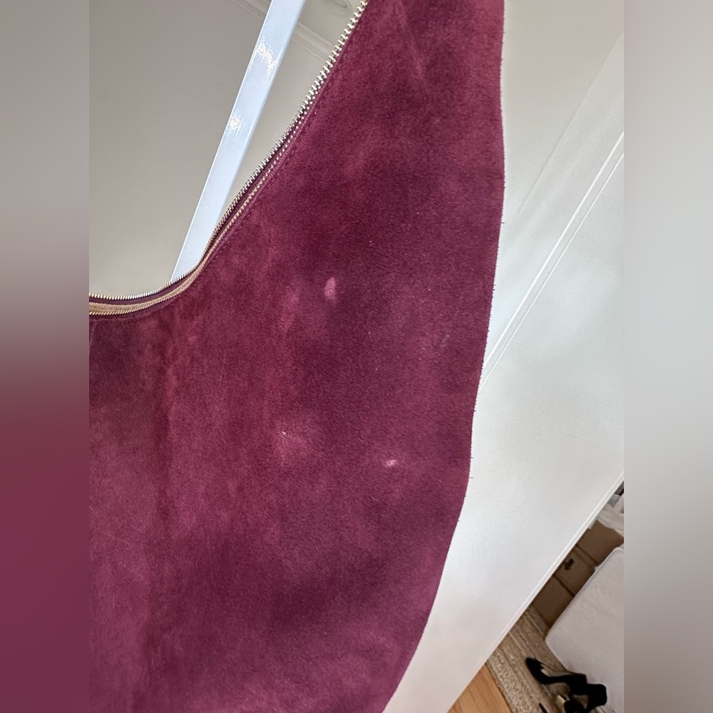 Madewell Essential Curve Suede Shoulder Bag Deep Merlot Burgundy Gold Hardware - Picture 6 of 13